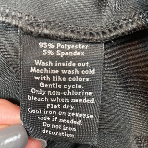 Rock & Republic sweatshirt NWOT - Picture 5 of 5